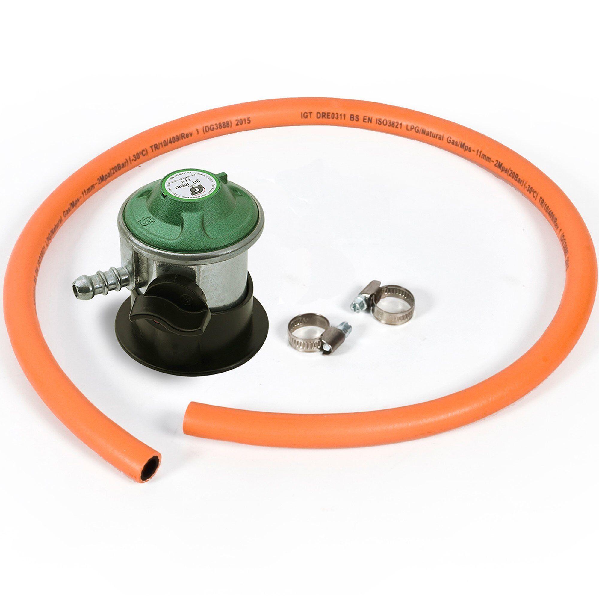 Hällmark regulatorsett med 30 mbar regulator, 1 meter LPG-slange og to slangeklemmer